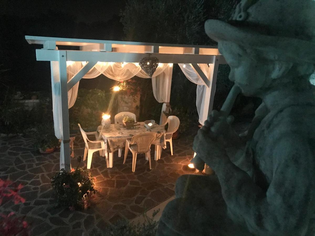 Il Trullo Di Nonno Angelo San Marco Hotell Locorotondo Eksteriør bilde